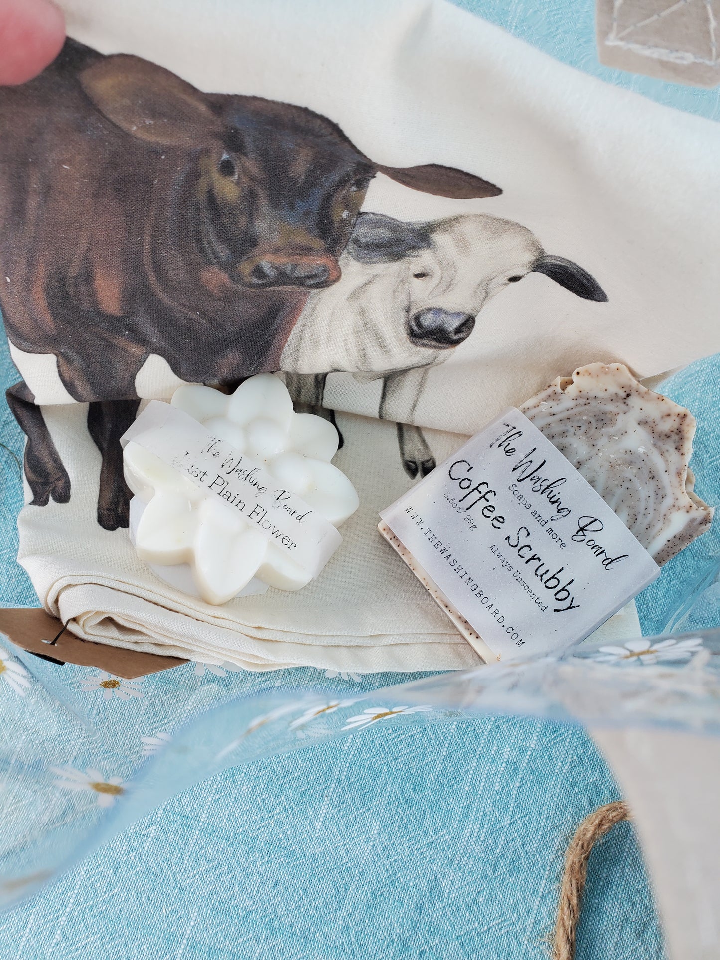 Gift set with towel and 1 soap (bag)