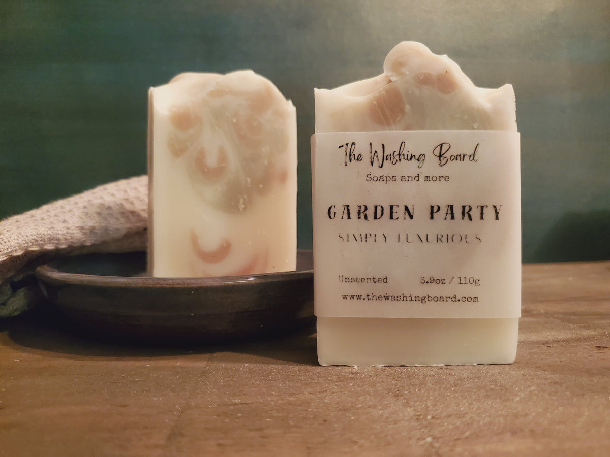 Garden Party bar